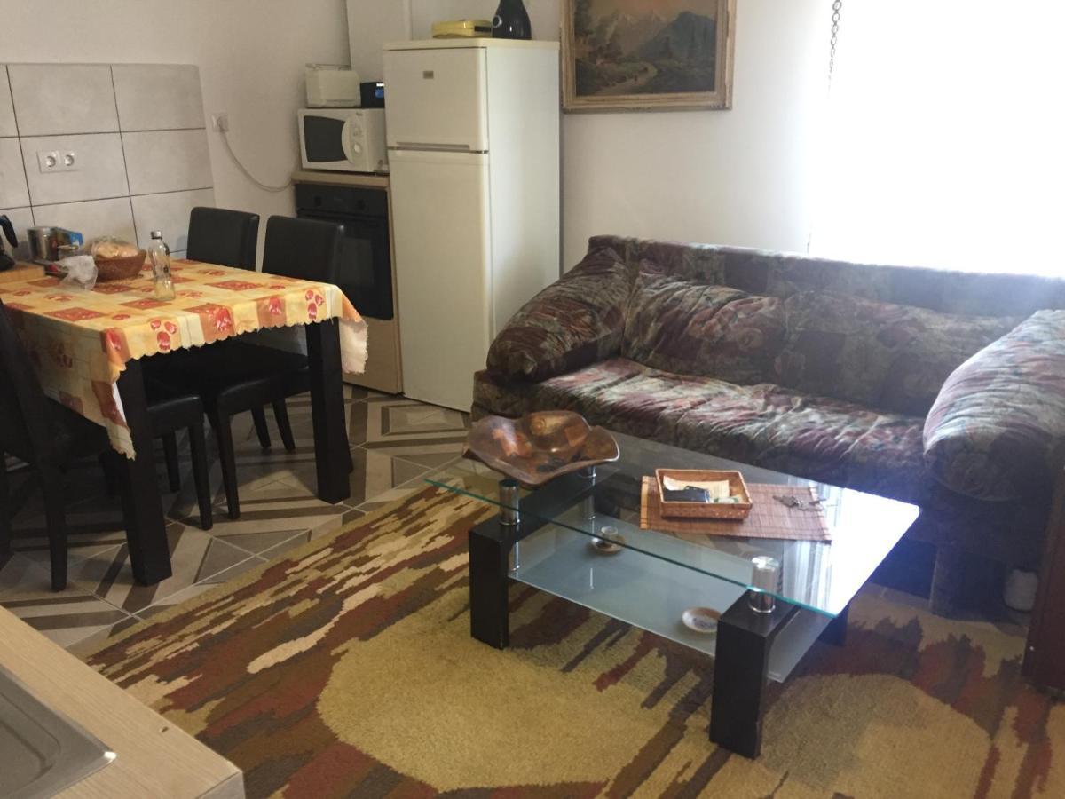 فيلا Casa Rustica Cu Terasa Mediaş المظهر الخارجي الصورة